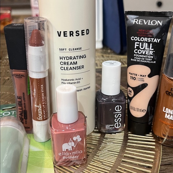 Make up bundle! - Picture 4 of 5